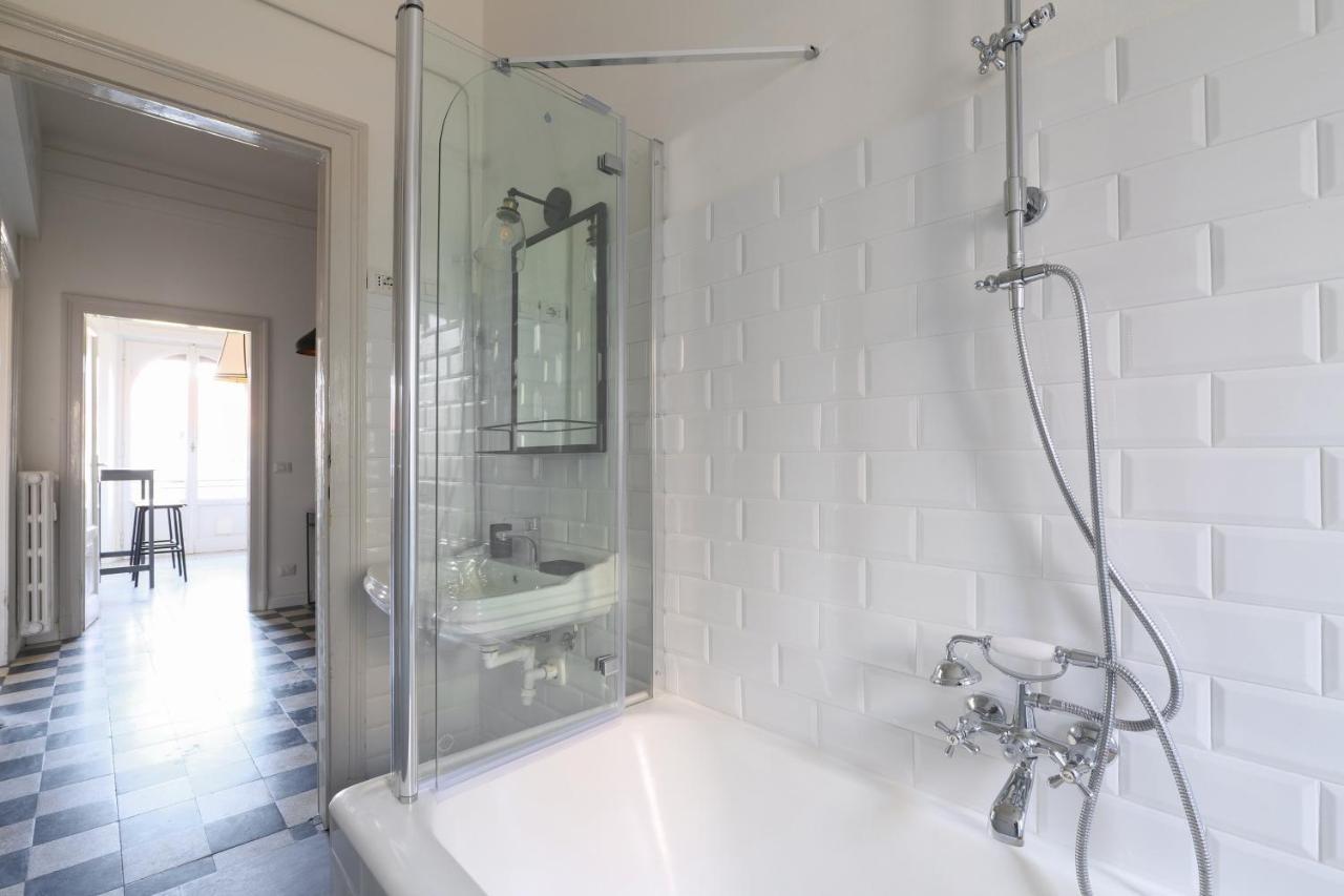 Adelaide Elegant Apartments Milano Esterno foto