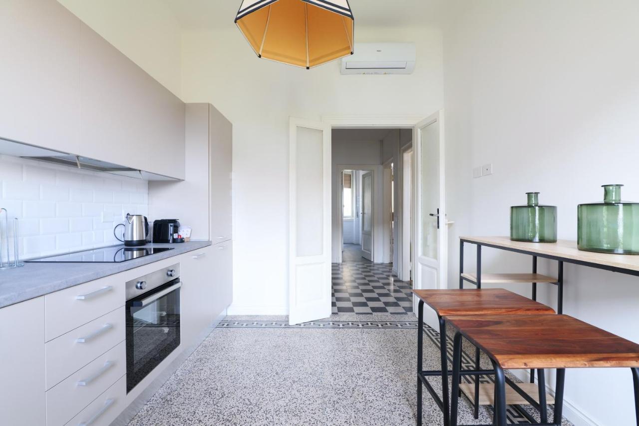 Adelaide Elegant Apartments Milano Esterno foto