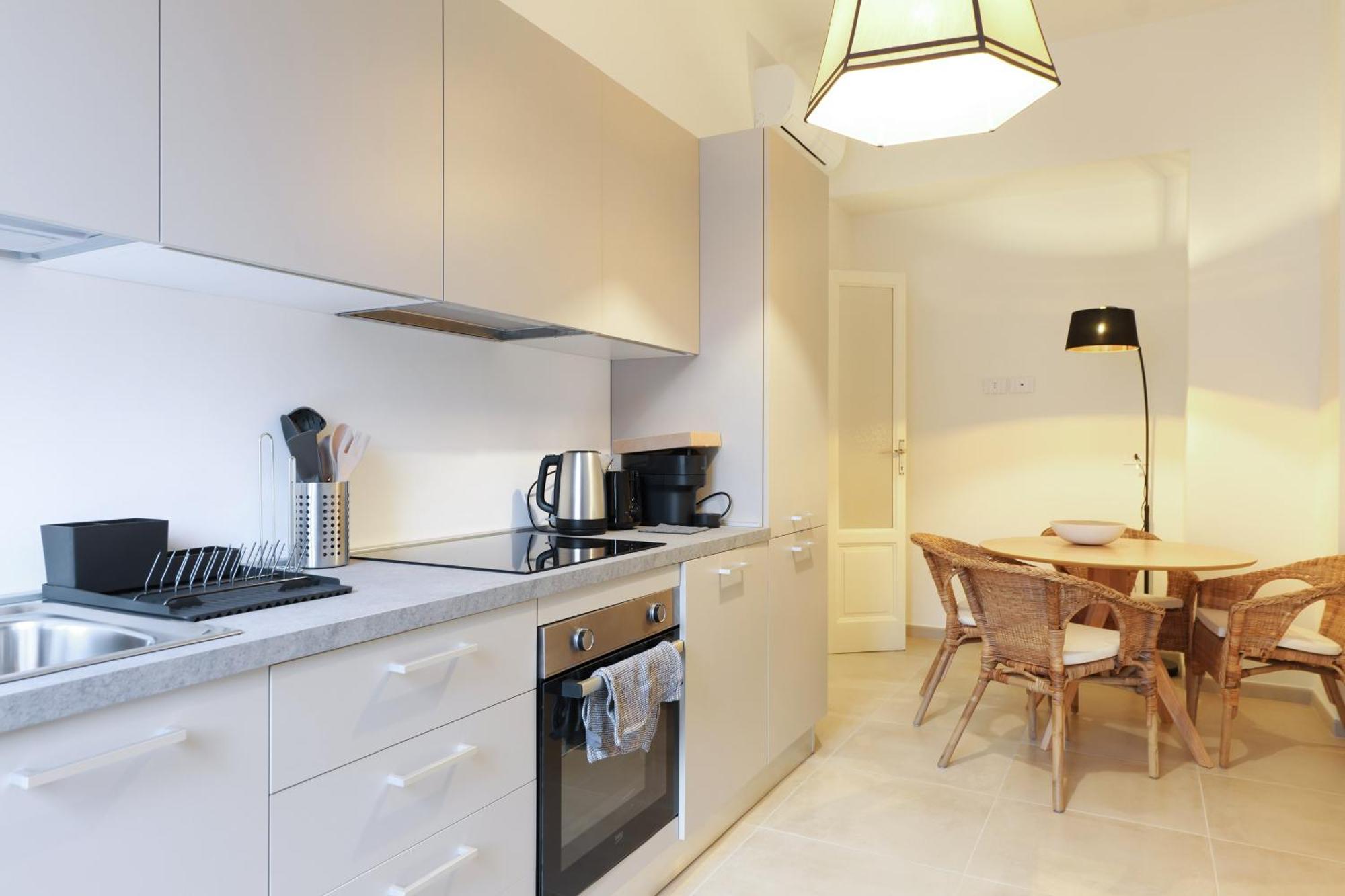 Adelaide Elegant Apartments Milano Esterno foto